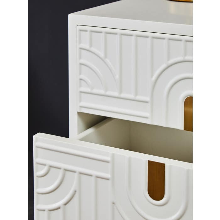 Cavan Geometric Chest – Off-white